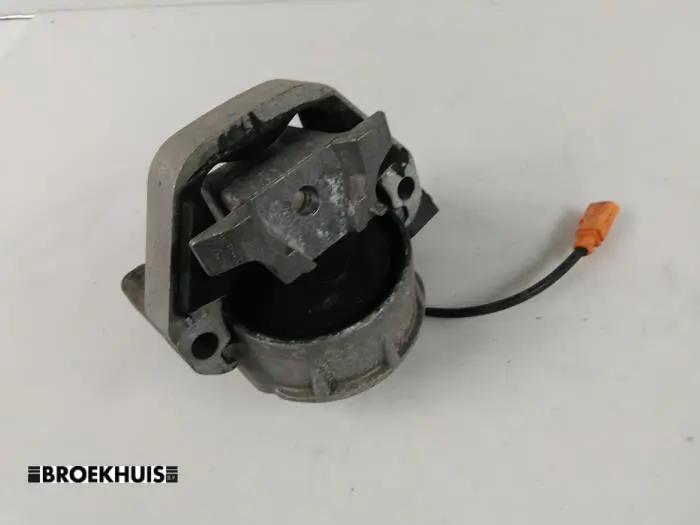 Engine mount Audi A6