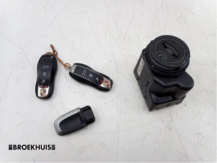 Ignition lock + key Porsche Macan