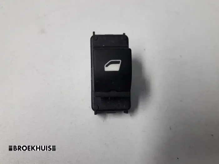 Electric window switch Peugeot 5008
