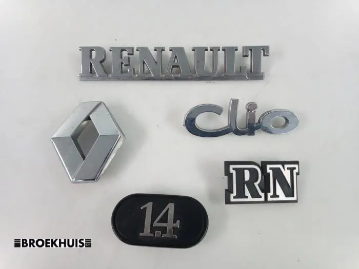 Emblema Renault Clio