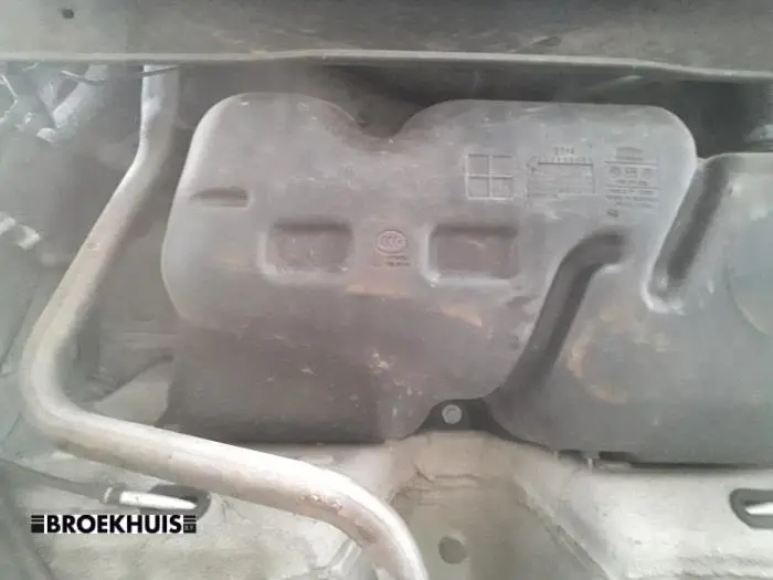 Réservoir de carburant Volkswagen UP