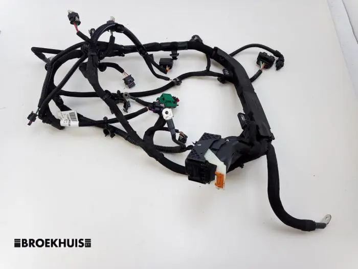 Wiring harness engine room Peugeot 208