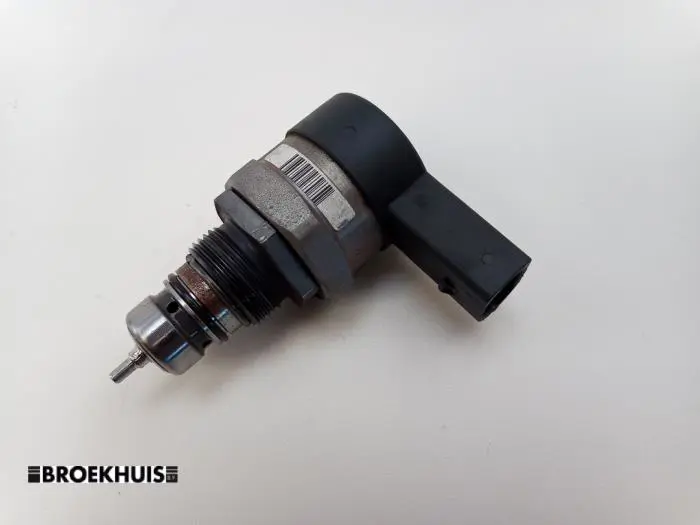Fuel pressure sensor Audi A4