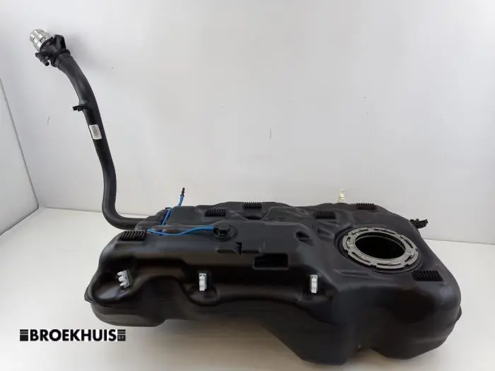 Réservoir de carburant Fiat 500X