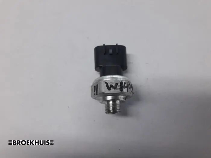 Pressure sensor airco Toyota Auris