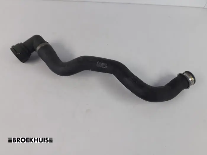 Radiator hose Mercedes ML-Klasse