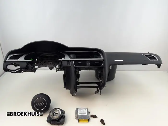 Airbag-Set + Armaturenbrett Audi A5