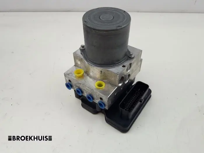 ABS pump Mercedes C-Klasse