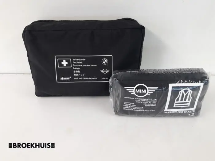 First aid kit Mini Cooper S