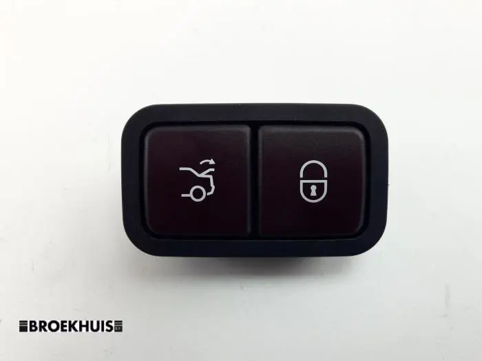 Tailgate switch Mercedes C-Klasse