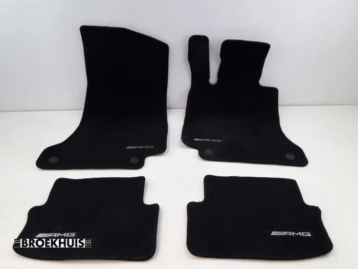 Kit tapis Mercedes C-Klasse