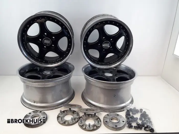 Set of sports wheels Volkswagen Kever