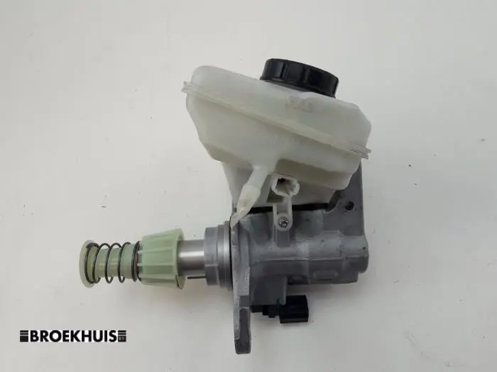 Master cylinder Audi A4