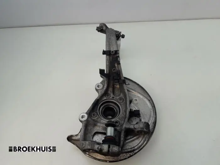 Fusee links-voor Audi A4