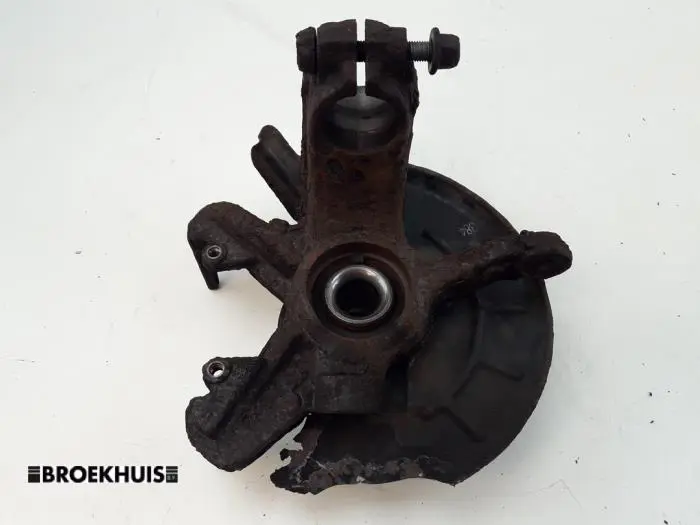 Knuckle, front right Volkswagen Polo