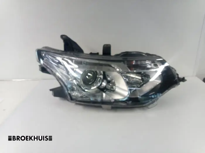 Headlight, right Mitsubishi Outlander