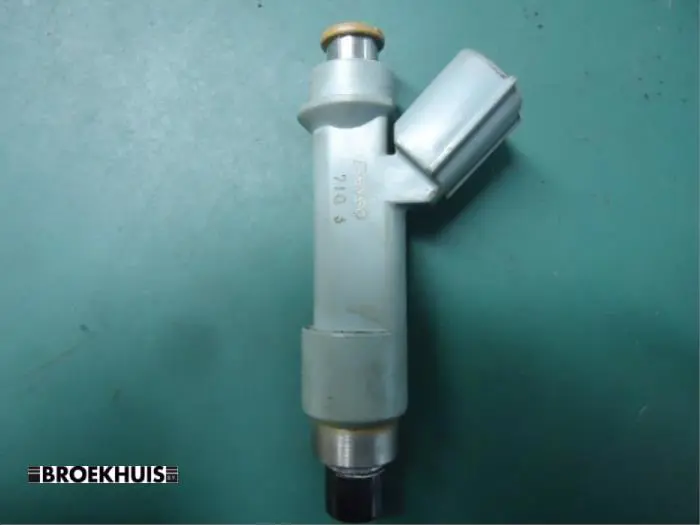 Injector (petrol injection) Peugeot 107