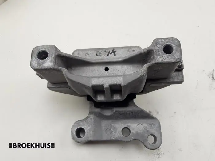 Gearbox mount Mitsubishi Outlander