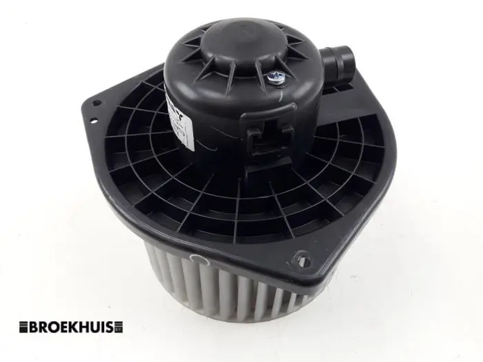 Kachel Ventilatiemotor Mitsubishi Outlander