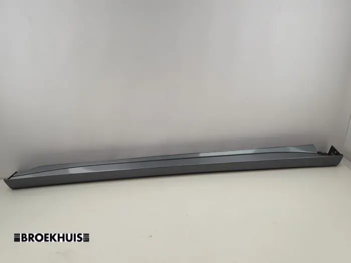 Side skirt, right Mitsubishi Outlander