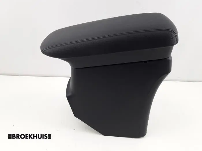 Armrest Mitsubishi Outlander