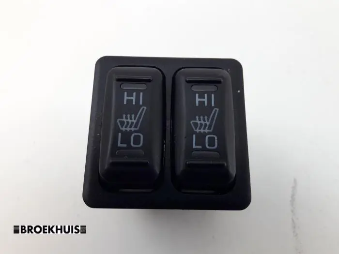 Seat heating switch Mitsubishi Outlander