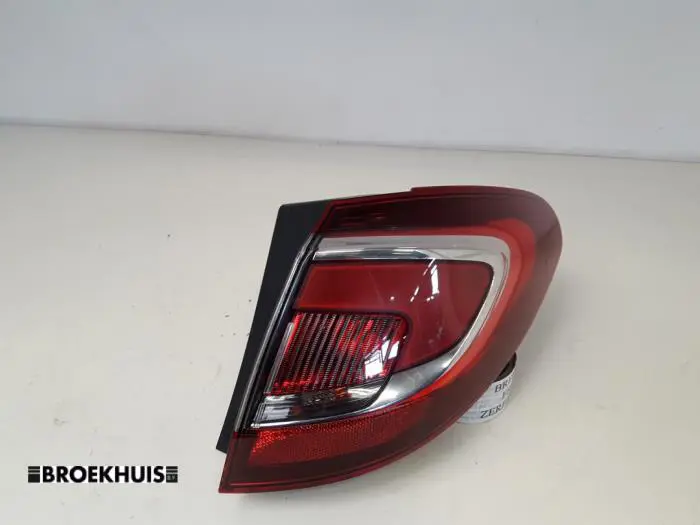 Luz trasera derecha Opel Meriva