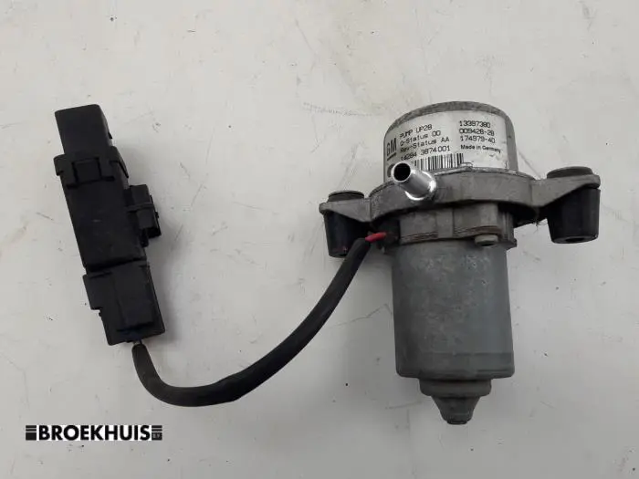 Vacuum pump (petrol) Opel Meriva