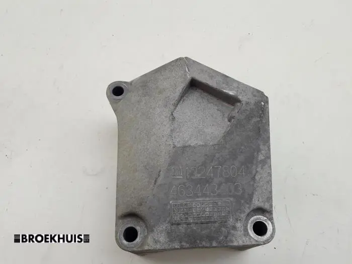 Engine mount Opel Meriva