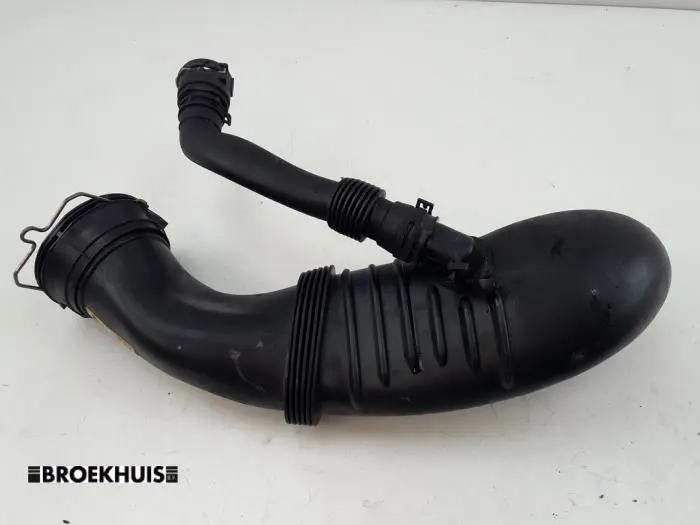 Air intake hose Mercedes E-Klasse