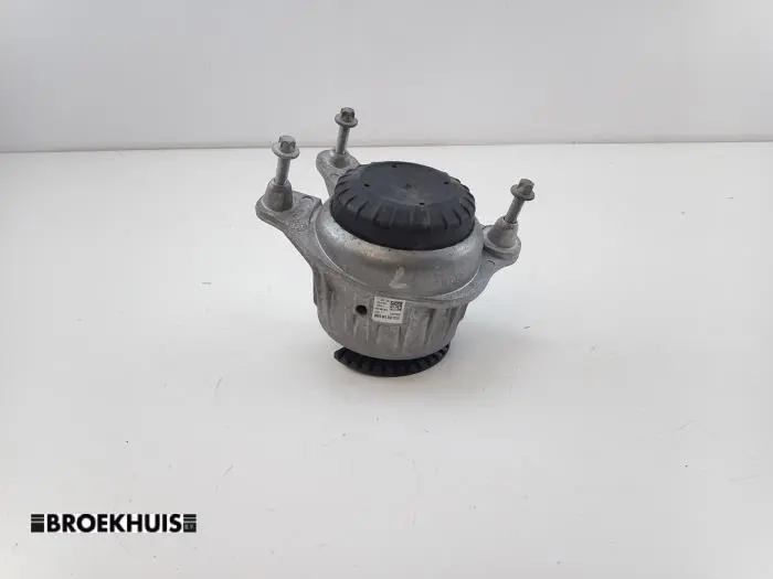 Engine mount Mercedes E-Klasse