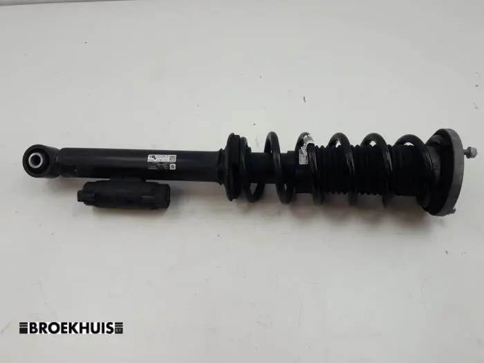 Rear shock absorber rod, right BMW M5