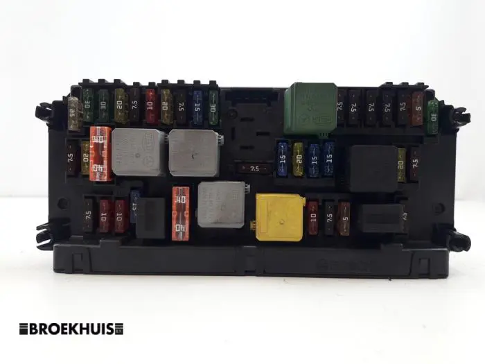 Fuse box Mercedes C-Klasse