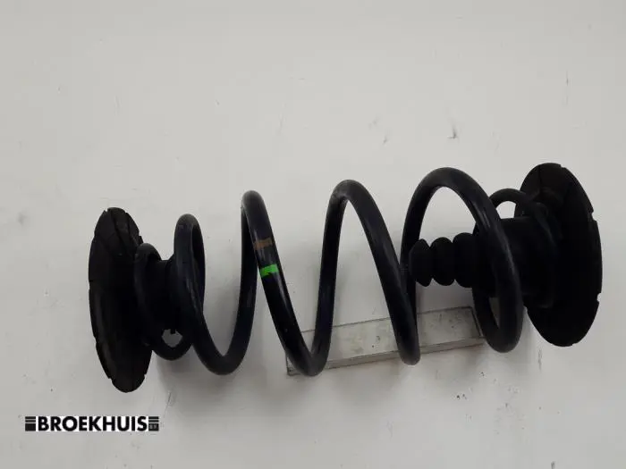 Rear coil spring Mercedes Vito