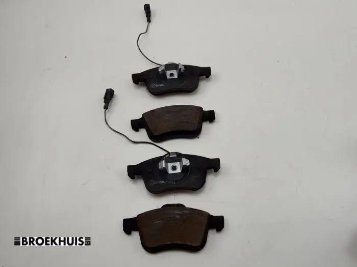 Front brake pad Opel Combo