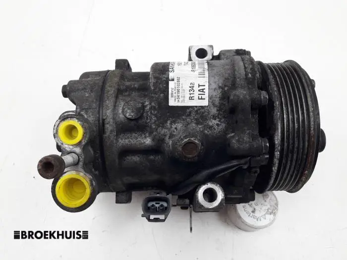 Air conditioning pump Opel Combo