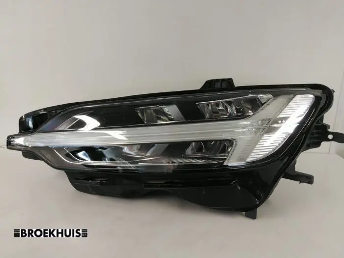 Headlight, left Volvo V60