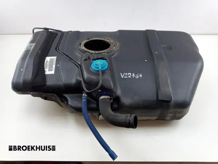 Réservoir de carburant Opel Zafira C