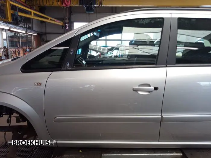 Door 4-door, front left Opel Zafira C