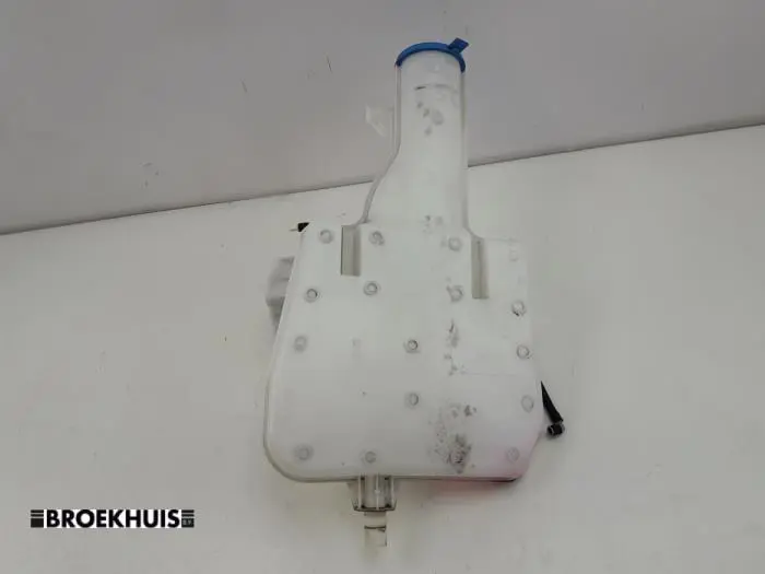 Front windscreen washer reservoir Mercedes Sprinter