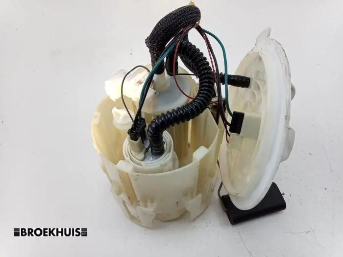 Electric fuel pump Opel Zafira