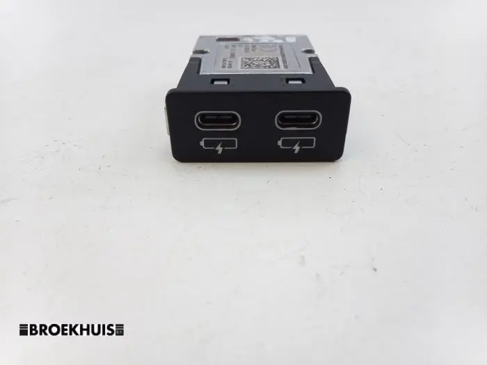 AUX / USB connection BMW 3-Serie