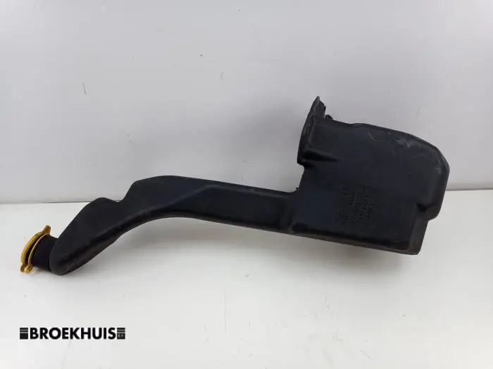 Réservoir lave-glace avant Opel Zafira C