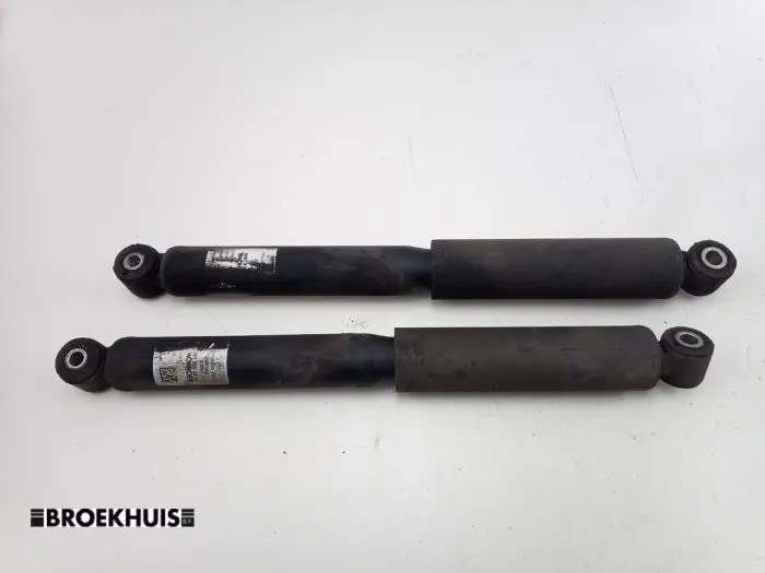 Shock absorber kit Mercedes Sprinter