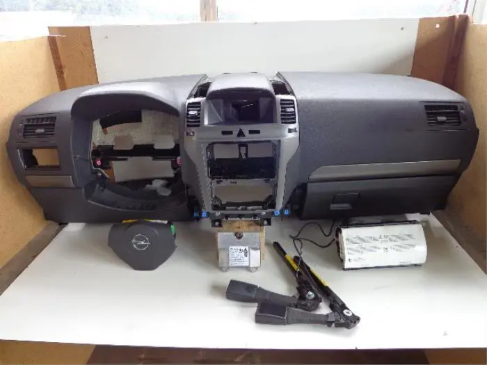 Airbag set + dashboard Opel Zafira