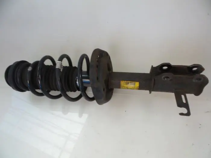 Front shock absorber rod, left Opel Astra
