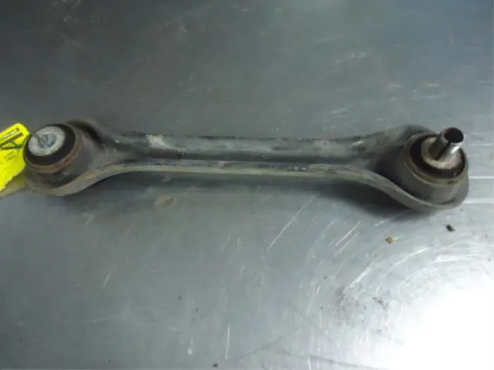 Rear wishbone, left Mercedes 190E/D