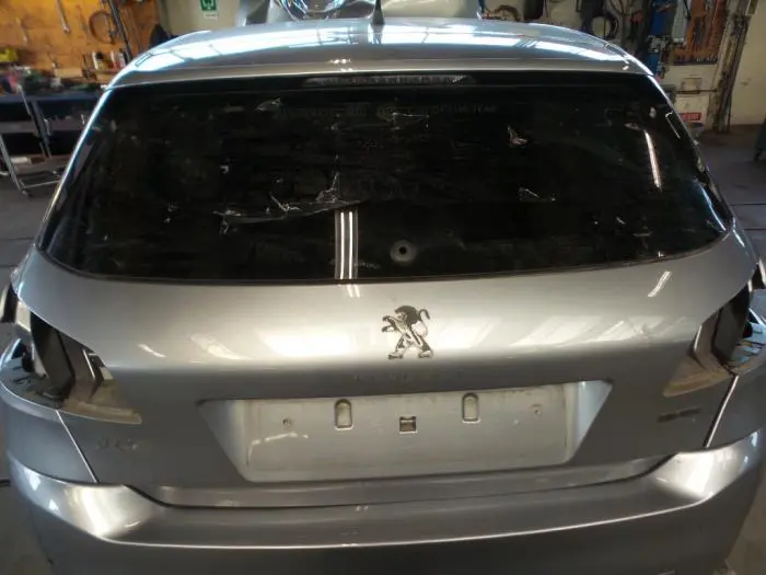 Portón trasero Peugeot 308