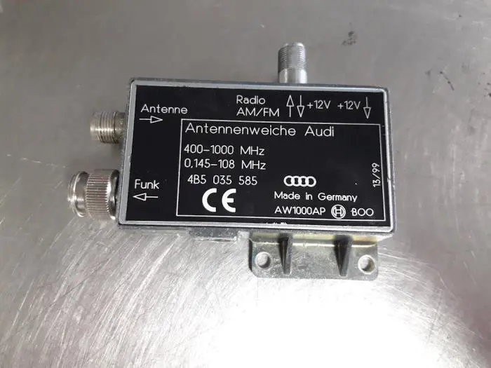 Amplificador de antena Audi A8