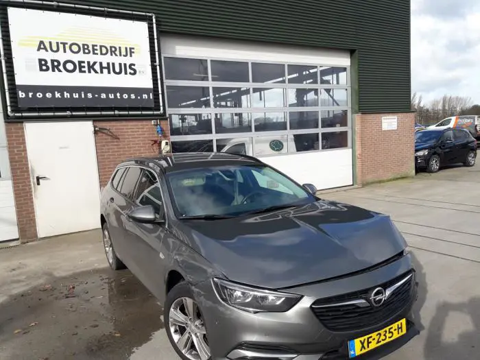 Opel Insignia 17-